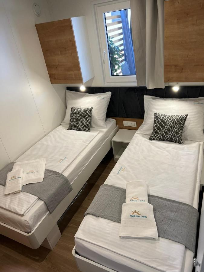 Mobile Home La Vida Биоград-на-Мору Экстерьер фото